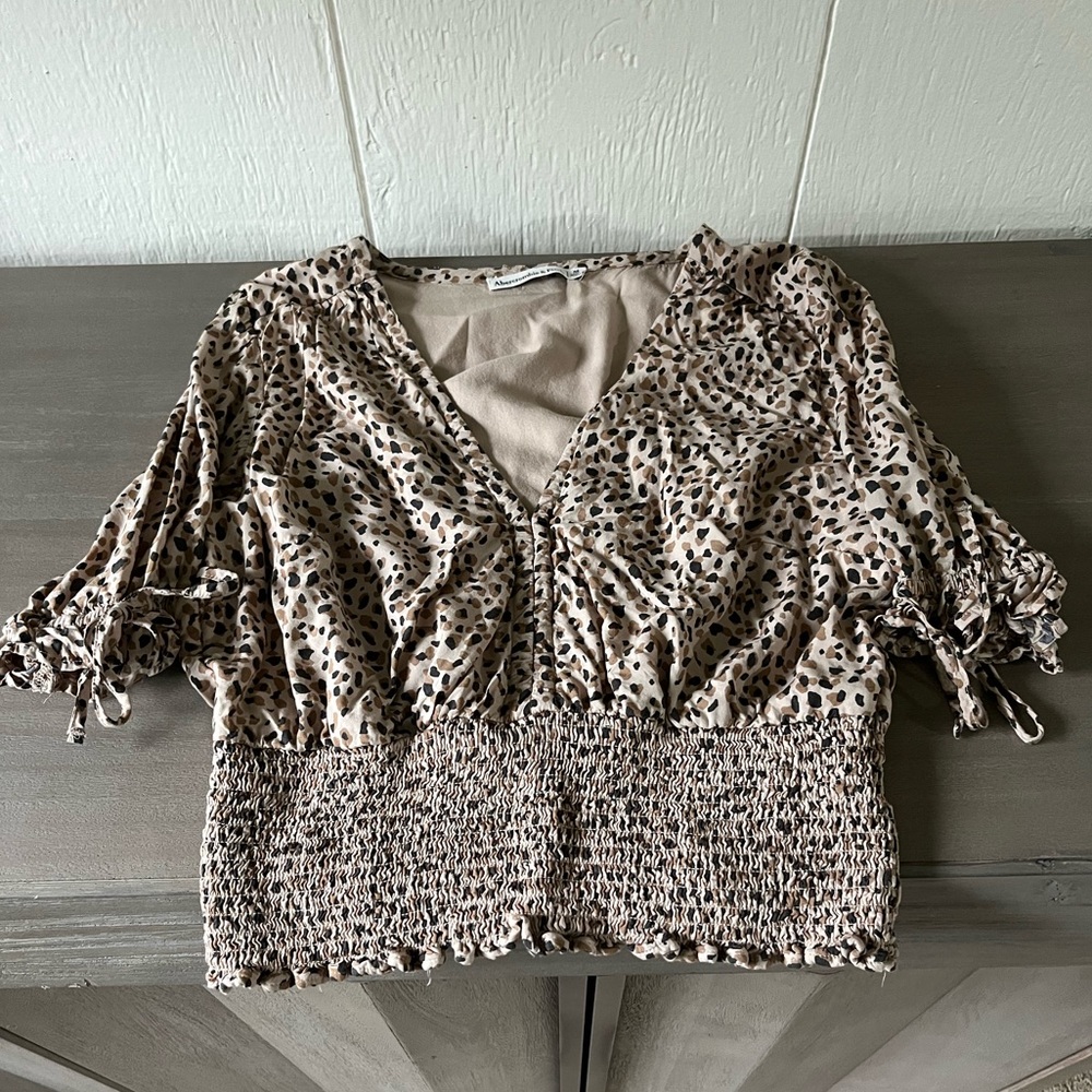 Abercrombie and Fitch top